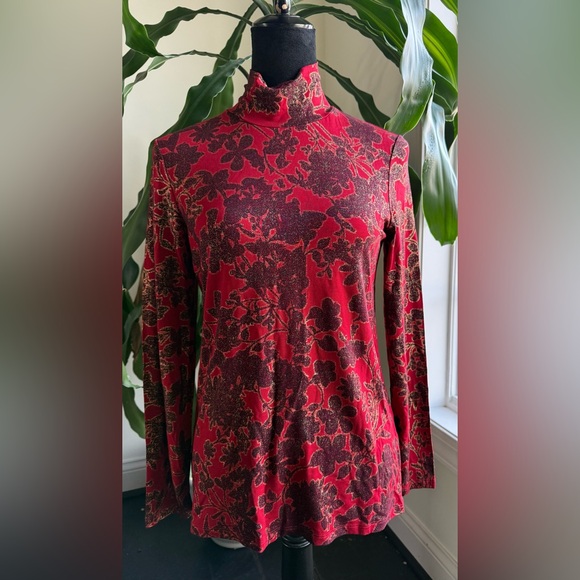 Chico's Red Floral Long Sleeve Top - Picture 2 of 9